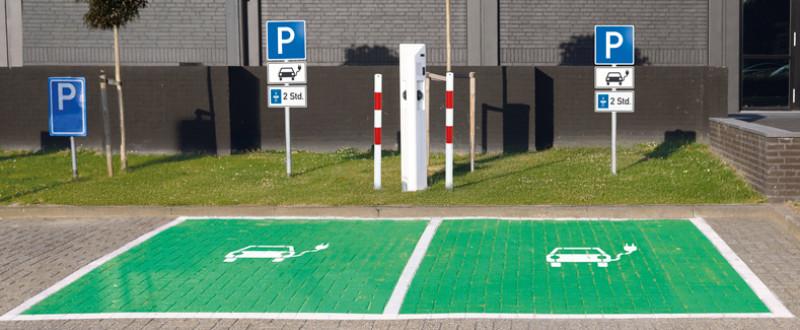 Ladeinfrastruktur - neue Pflichten für Unternehmen - Elektromobilitätsgesetz