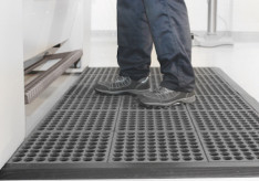 Ergonomische Steharbeitsplätze – Gesund am Arbeitsplatz